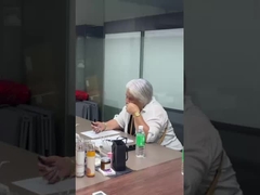 بوی خوشبو و طولانی مدت عطر روغن عطر